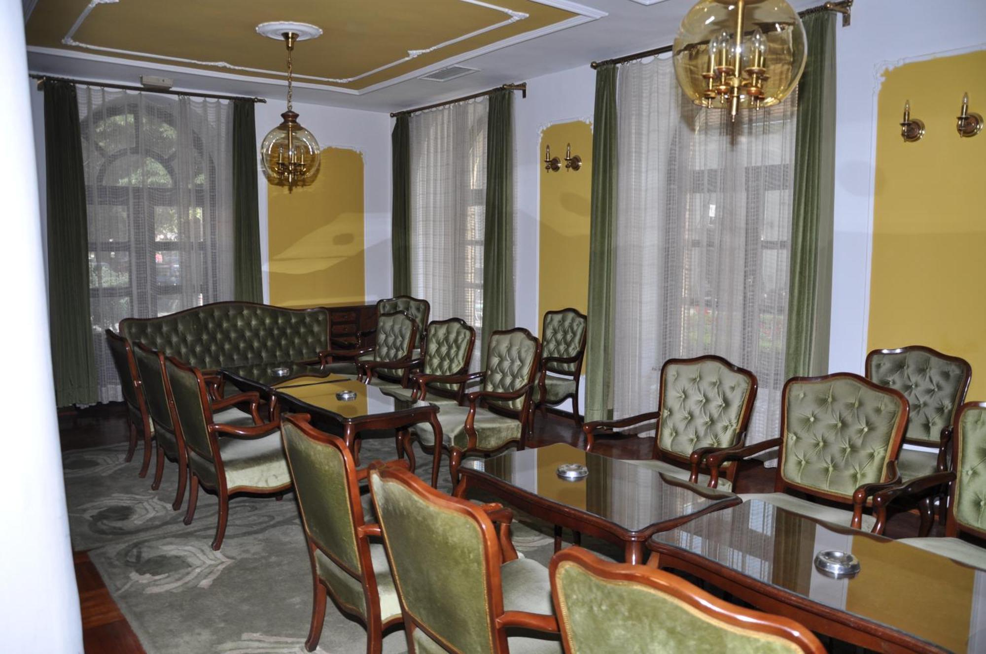 Hotel Grand 발제보 외부 사진